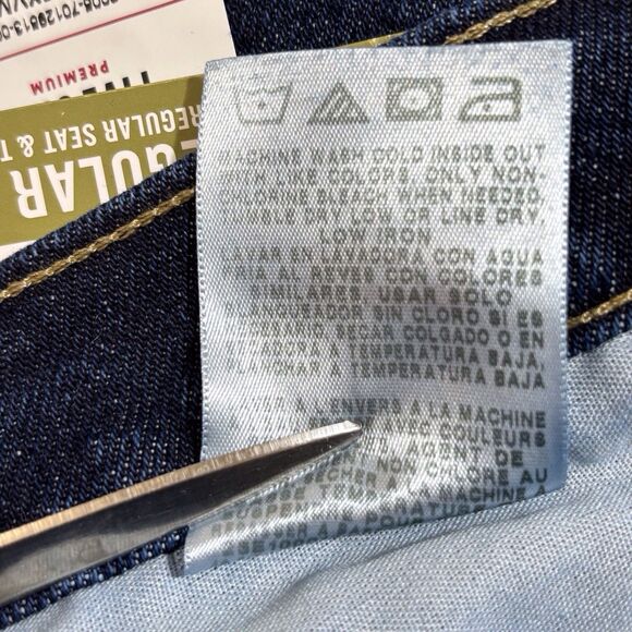 Wrangler 5 Star Premium Men’s 44x30 Regular Fit Flex Comfort Jeans 1096FXVMF NWT - Picture 9 of 9